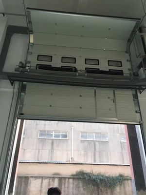 Mua Cửa cuốn công nghiệp dạng tấm, thiết kế chống kẹt, dày 40mm và động cơ AC 220V-240V online manufacture