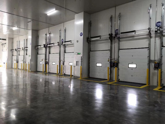 Logistics Cửa phân khúc cách nhiệt Cửa kho công nghiệp