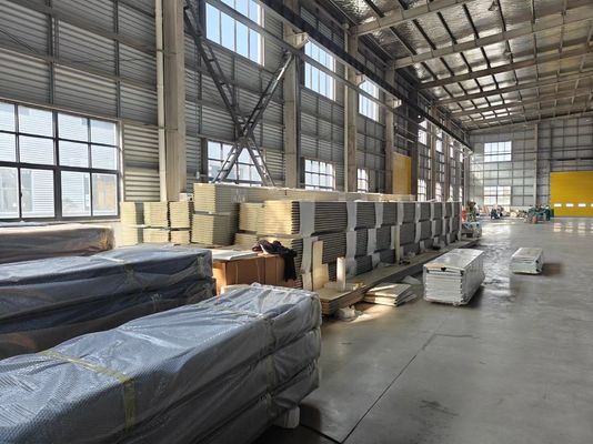 Tùy chỉnh RAL9002 cửa nhà để xe với người máy giao diện hộp điều khiển