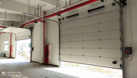 Khách hàng kích thước cửa nhà để xe khu vực giải pháp nhà để xe lý tưởng