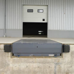 Lưu trữ tải dock leveler với độ cao điều chỉnh công suất cao an toàn