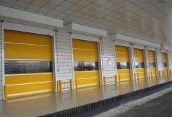Cửa cao tốc cách nhiệt cho tủ đông và phòng lạnh đáng tin cậy và bền
