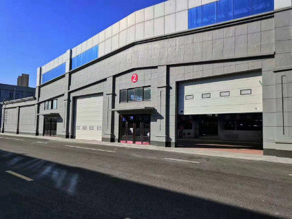 Industrial Overhead Sectional Door Tùy chỉnh bền chống thời tiết