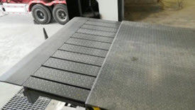 Telescopic Hydraulic Loading Dock Leveler Lực động cơ tùy chỉnh 1.1KW 380V 50HZ