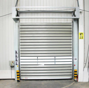 Spiral Hard Fast Rolling Door 2 hàng cửa sổ 2000mm - 8000mm Độ cao